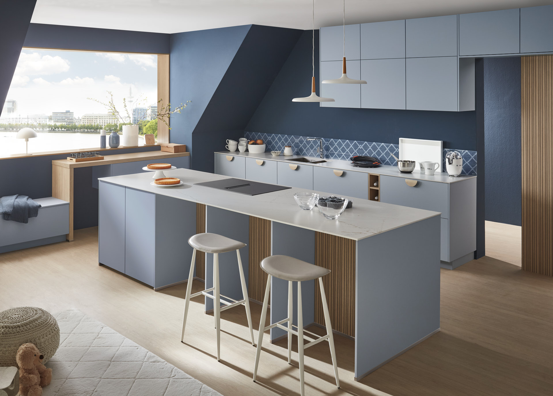 Nobilia-Küche Senso Scandi Blau mit Geräten