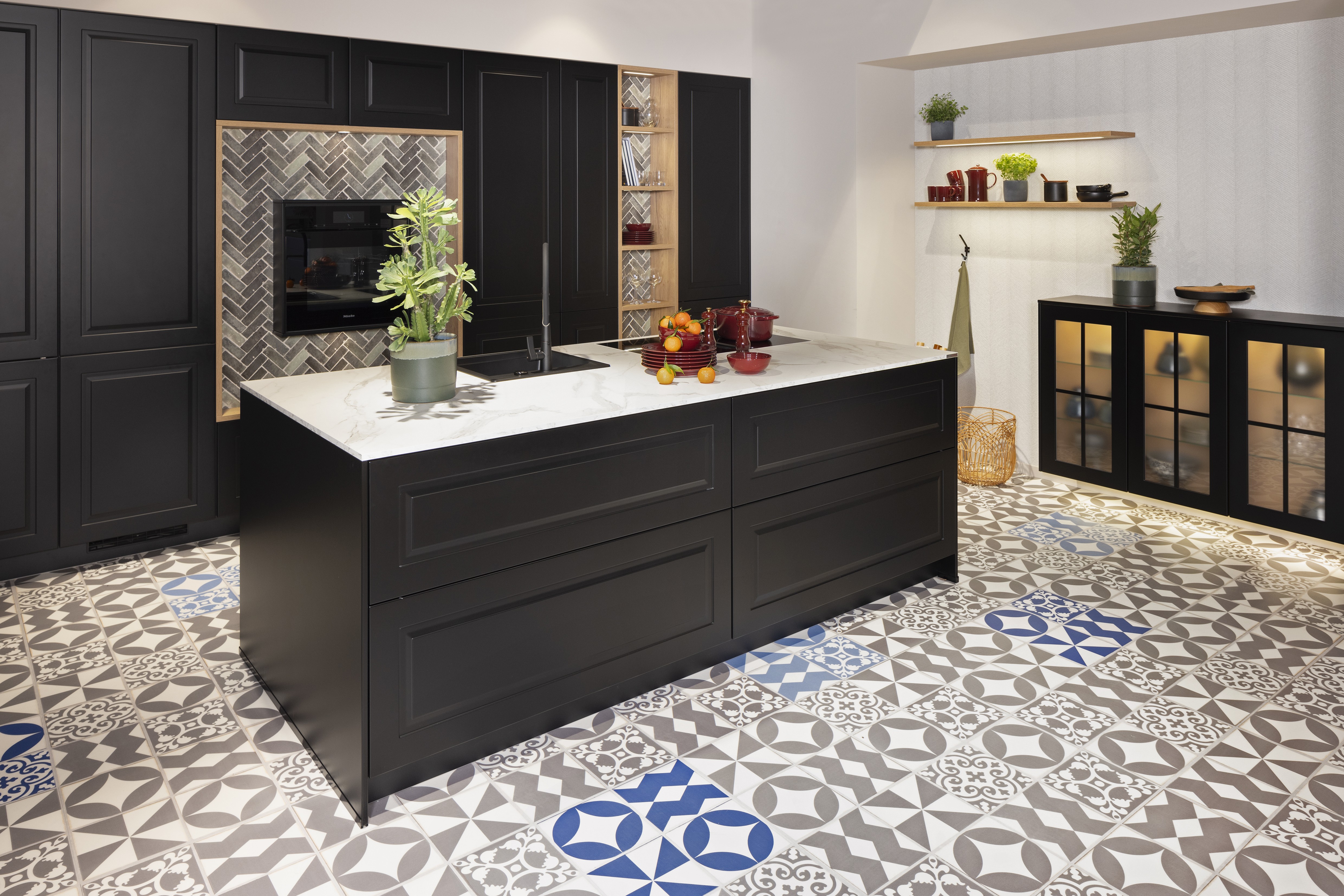 Nobilia-Landhausküche Sylt in Schwarz matt