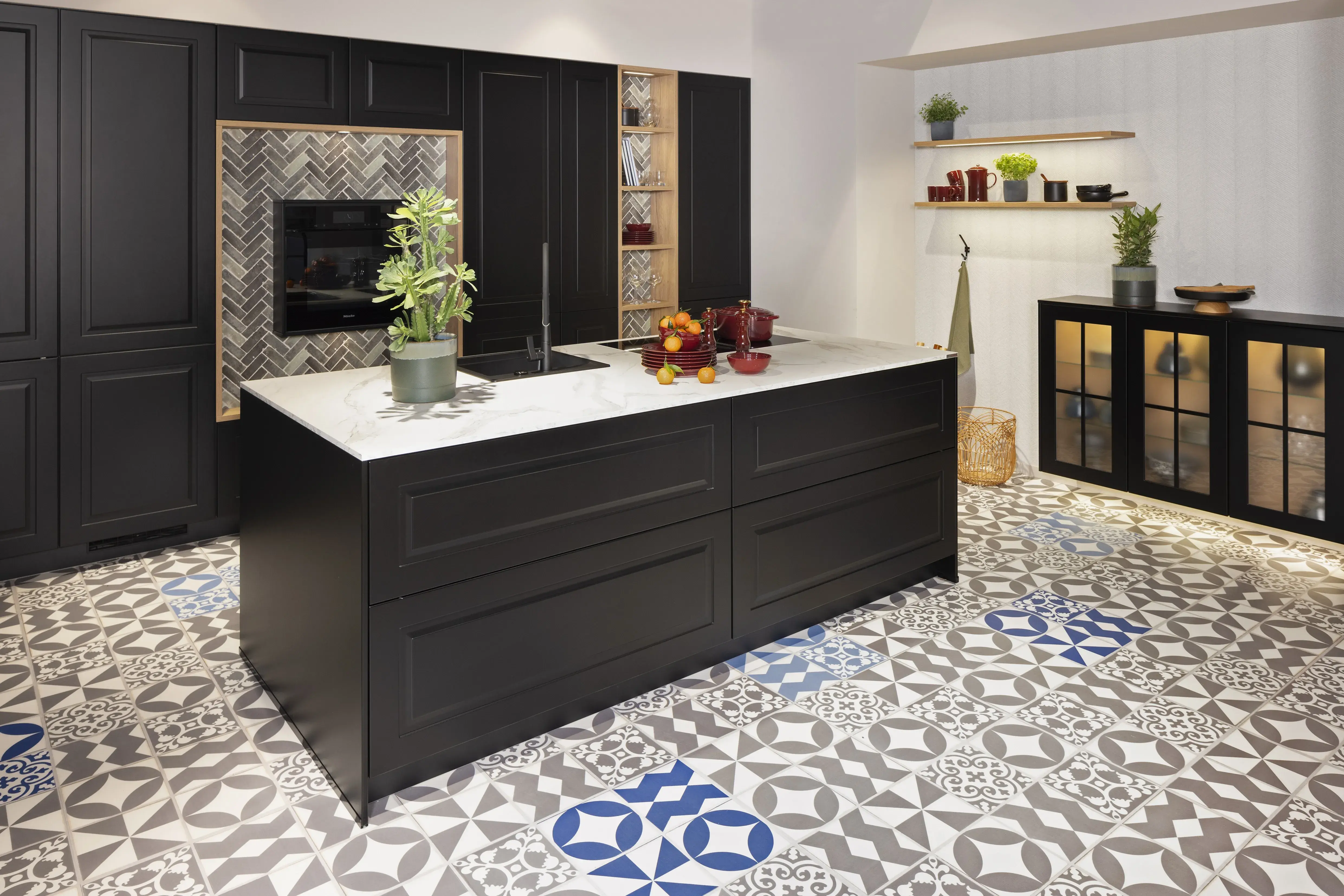 Nobilia-Landhausküche Sylt in Schwarz matt